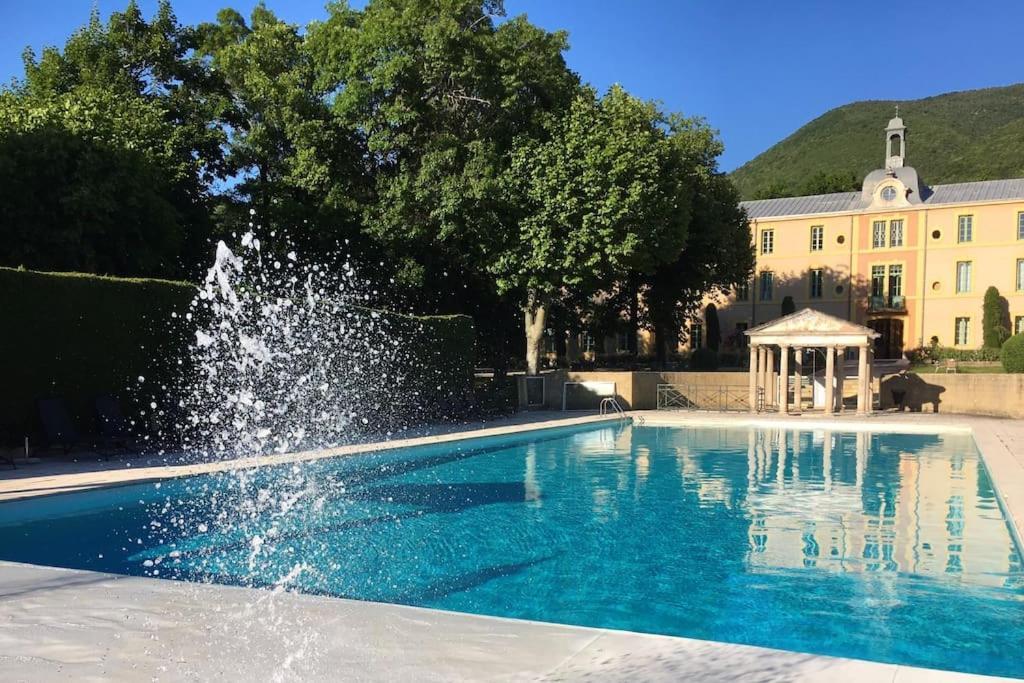 Apartmán La Vue Est Belle Montbrun-les-Bains Exteriér fotografie