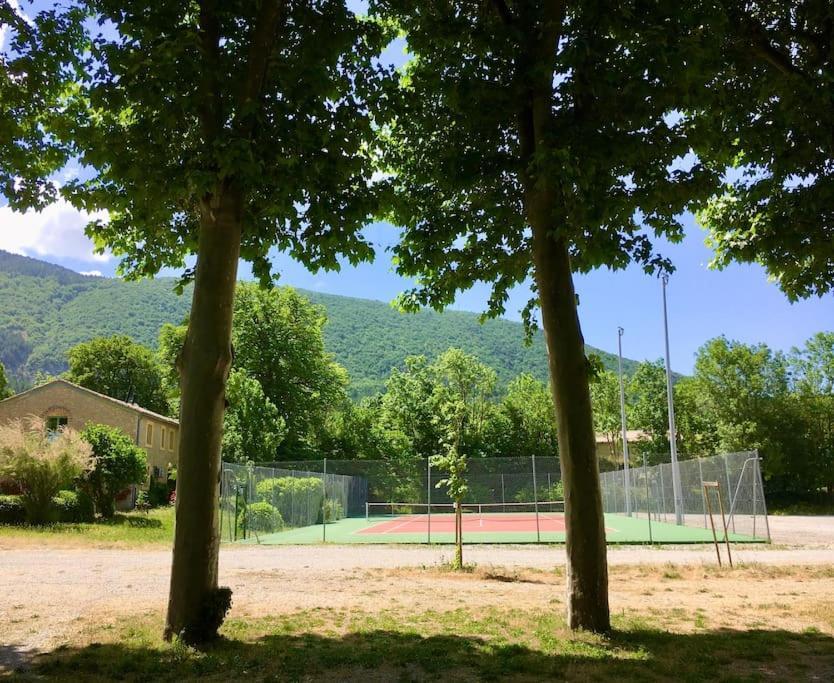 Apartmán La Vue Est Belle Montbrun-les-Bains Exteriér fotografie