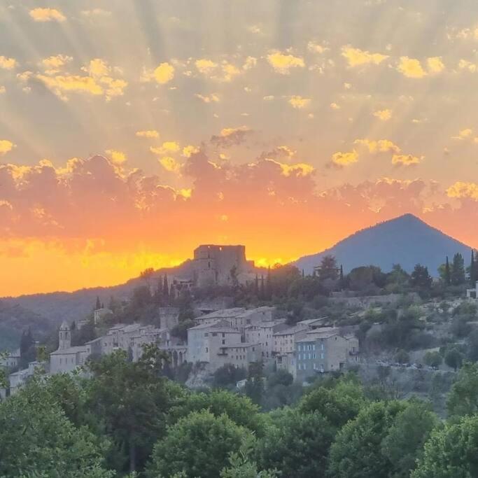 Apartmán La Vue Est Belle Montbrun-les-Bains Exteriér fotografie