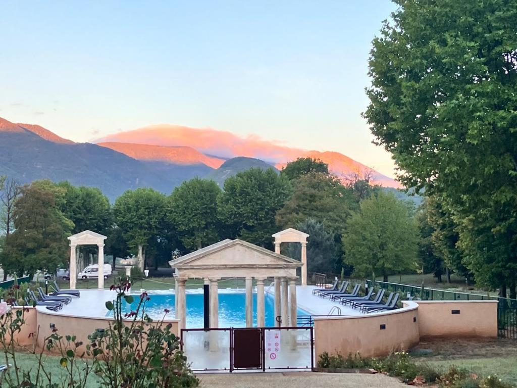 Apartmán La Vue Est Belle Montbrun-les-Bains Exteriér fotografie