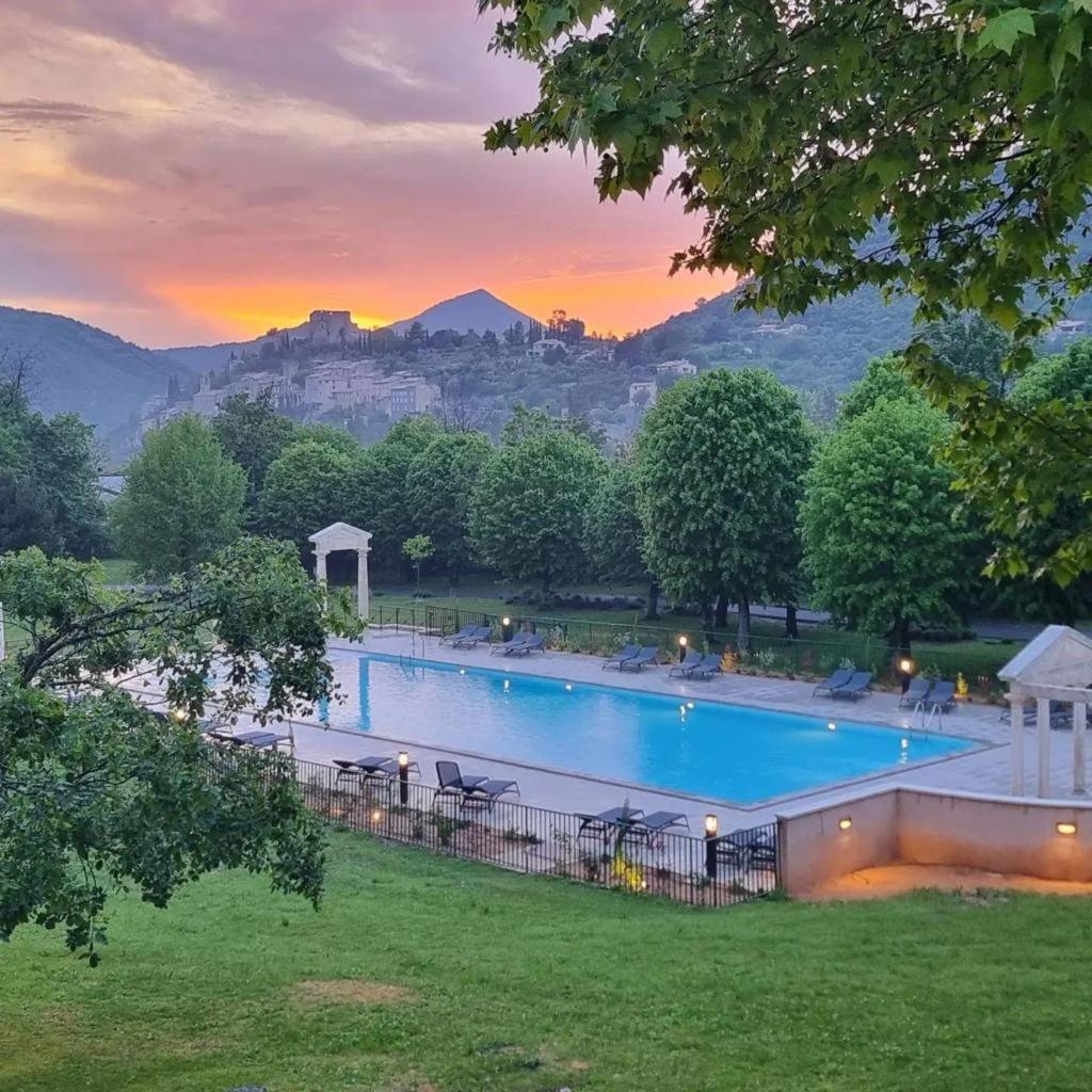Apartmán La Vue Est Belle Montbrun-les-Bains Exteriér fotografie