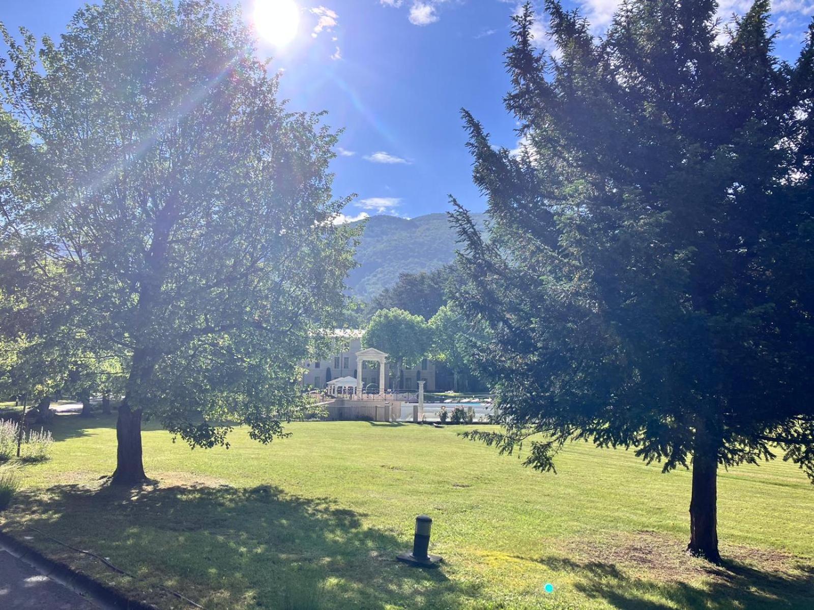 Apartmán La Vue Est Belle Montbrun-les-Bains Exteriér fotografie